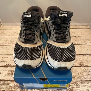 Brooks Men’s Revel Running shoes